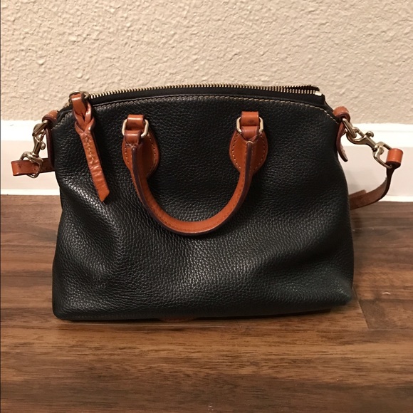 Dooney & Bourke Crossbody purse - Picture 3 of 9